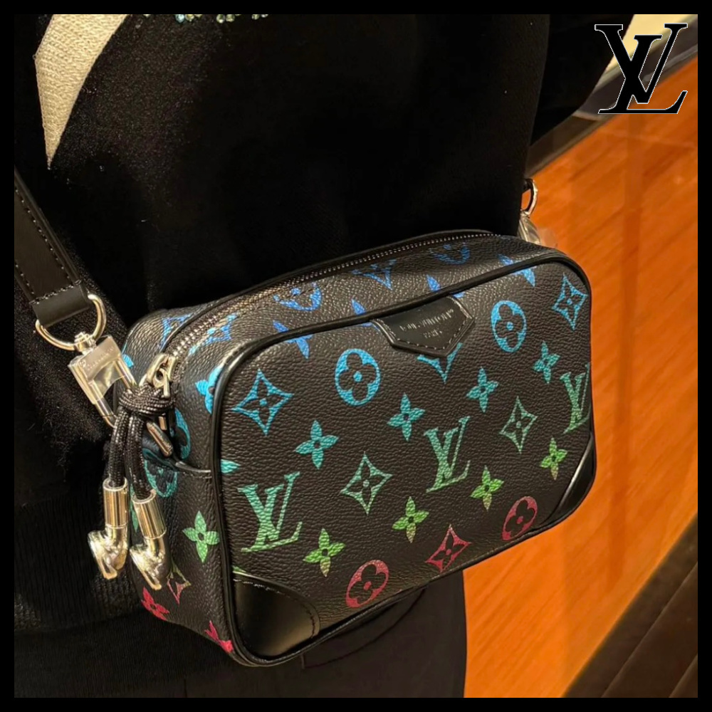 【グラデーションが目を惹く】Louis Vuitton★ショルダーバッグ M13903