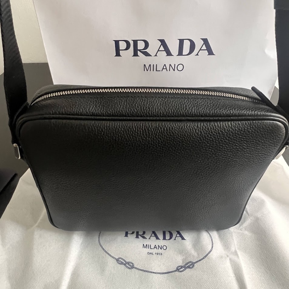 ♪直営アウトレット♪PRADA レザーショルダーバッグ 2VH094