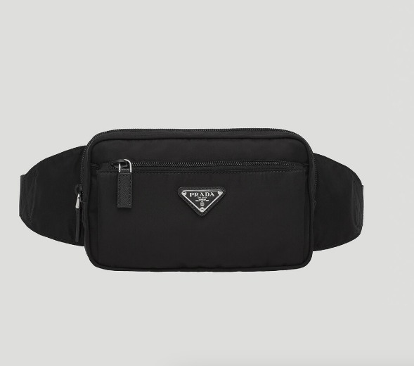 国内発送関税込【PRADA】プラダ ボディバッグ