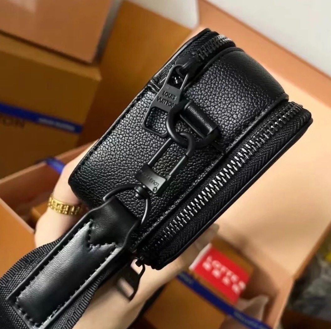 【コンパクト】LouisVuitton アルファ・ウェアラブル ウォレット  M59161