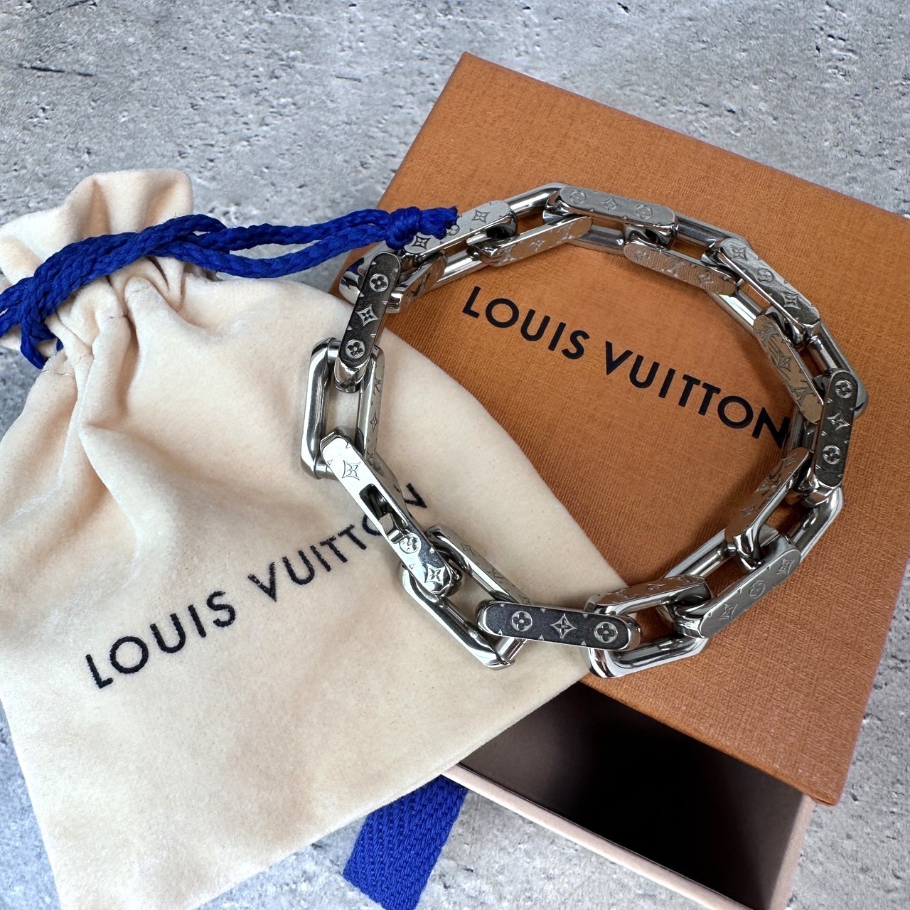 Louis Vuitton モノグラムチェーン ブレスレット