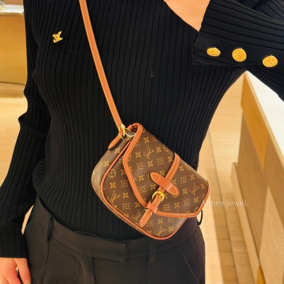 華やかなエレガント♪【Louis Vuitton】ソロ ショルダーバッグ M27096