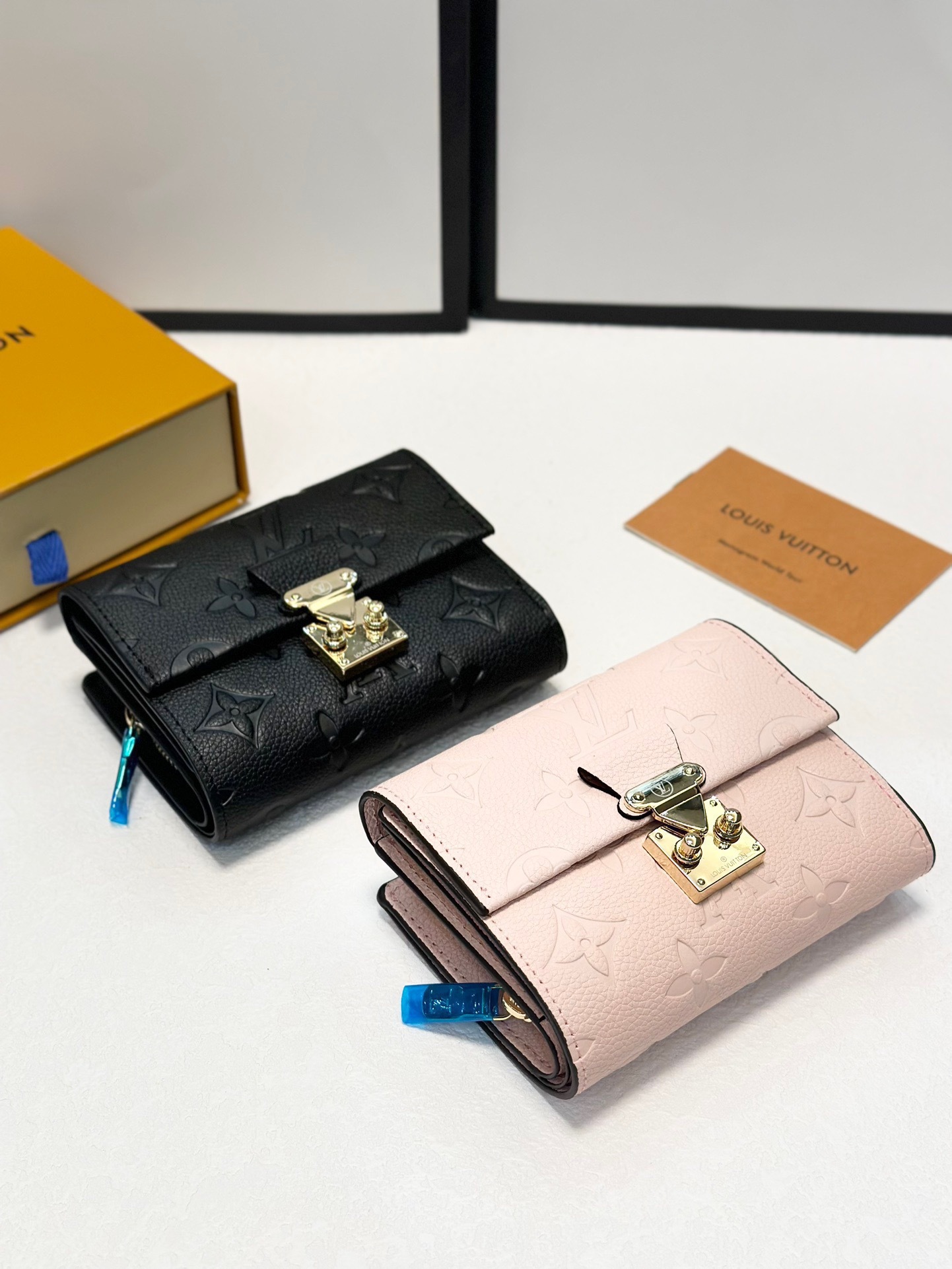 Louis Vuitton ポルトフォイユ・メティス  M80880 M81071