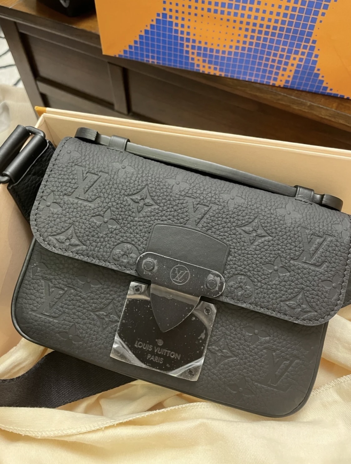 ◆カッコイイ【 Louis Vuitton 】Sロック・メッセンジャー M58489