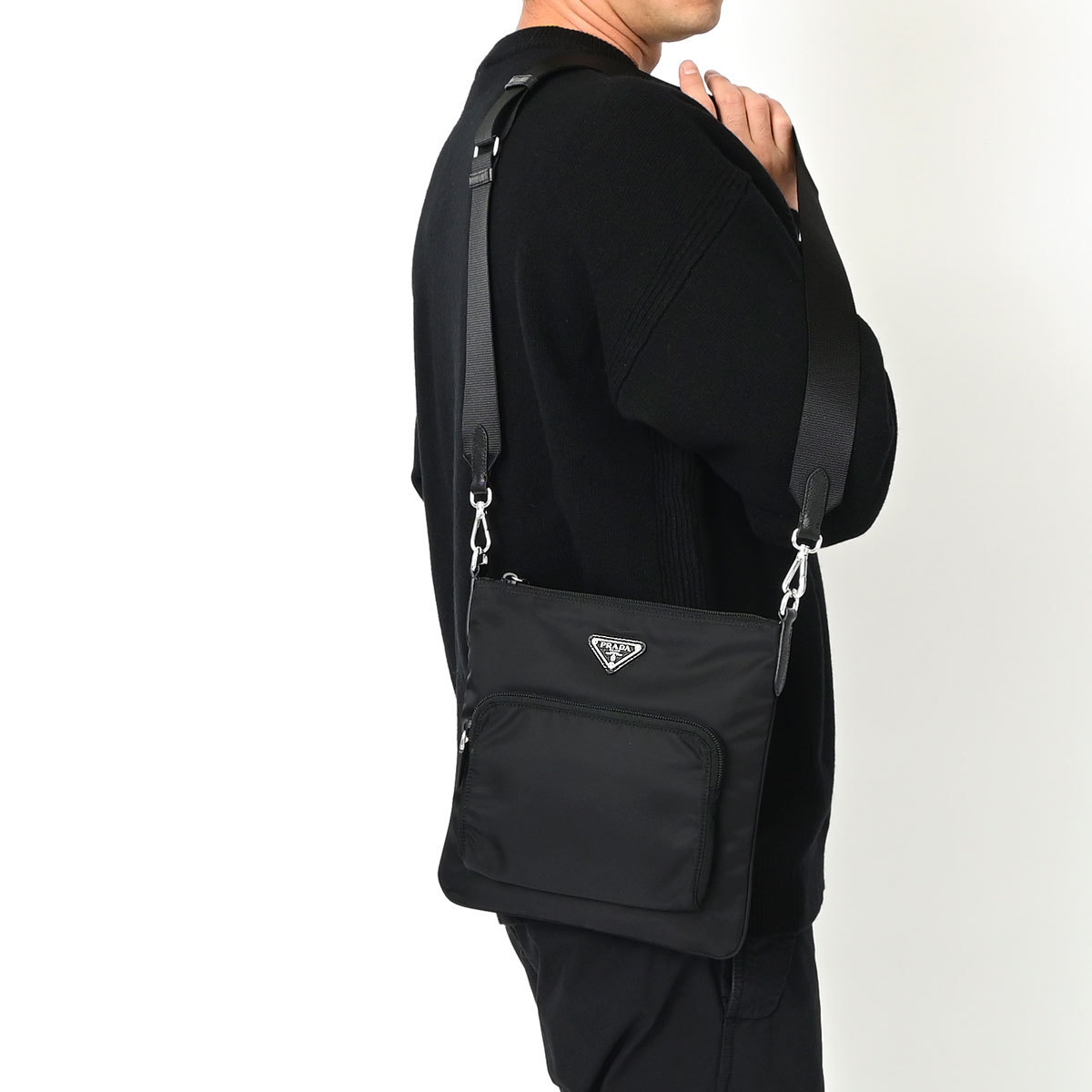 PRADA 三角 ロゴ付き ナイロン ショルダーバック 1BH716