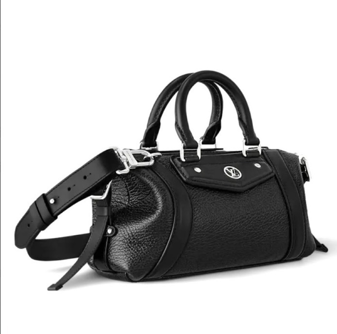 上品でクール♡【Louis Vuitton】LV バイカー PM バッグ