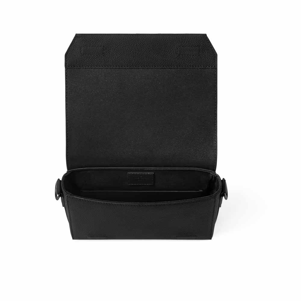 Louis Vuitton テイクオフ メッセンジャー PM M24769