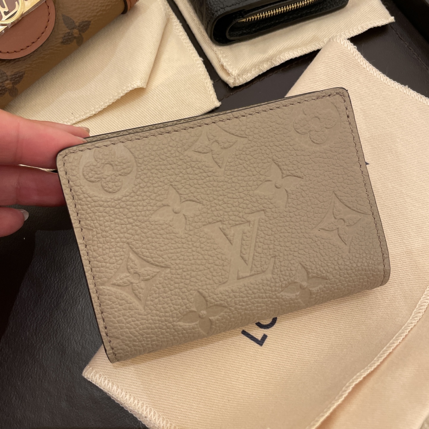 LV ポルトフォイユ・クレア 