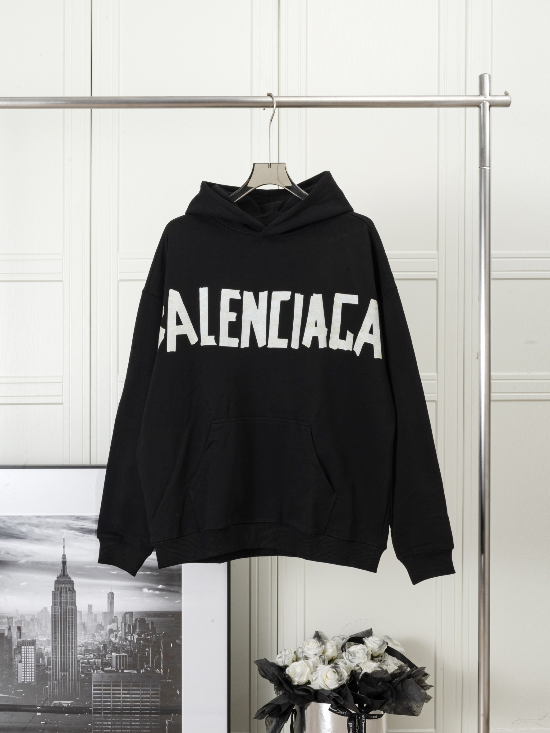 【BALENCIAGA】バレンシアガ パーカー  ご好評に付き再入荷！