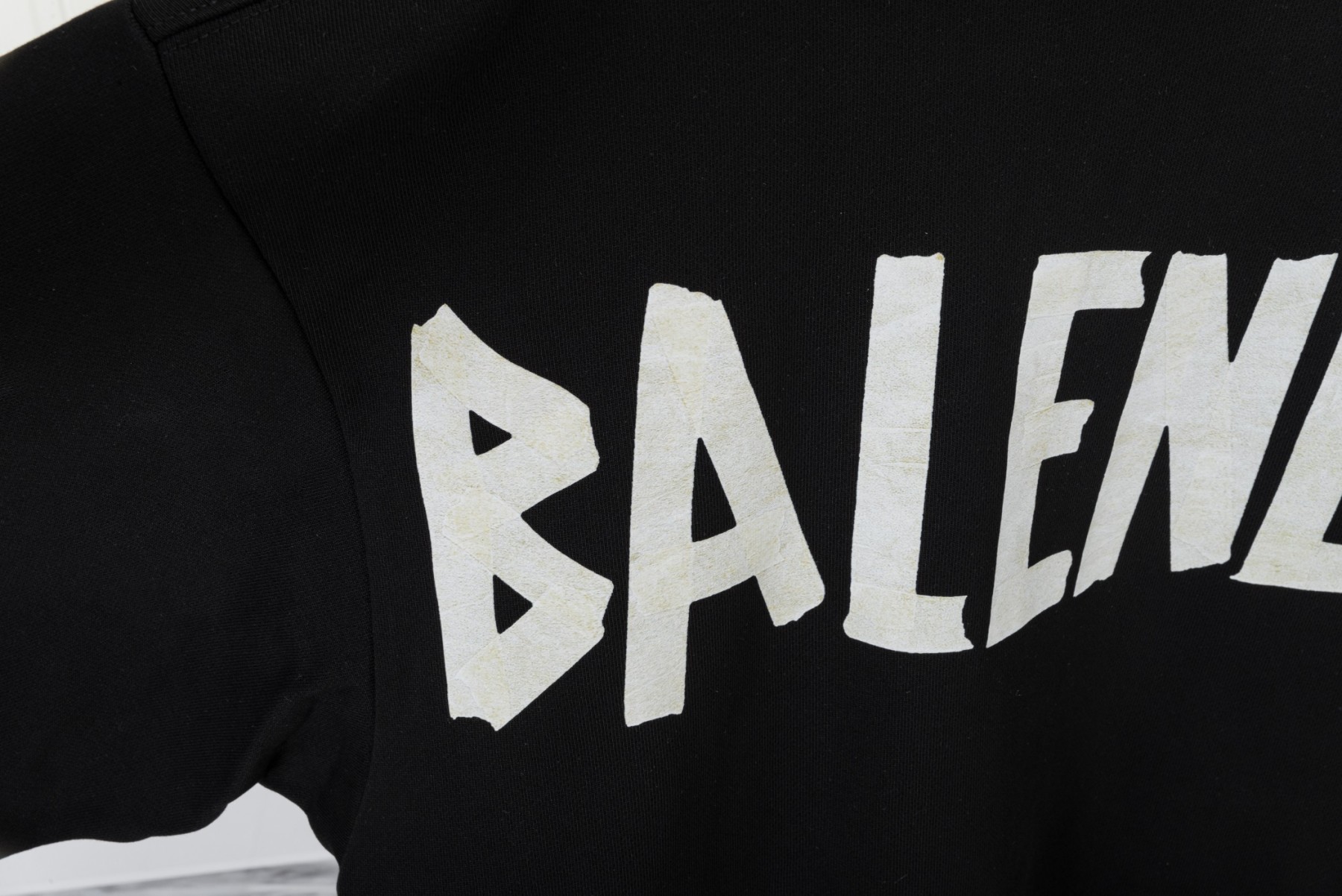 【BALENCIAGA】バレンシアガ パーカー  ご好評に付き再入荷！
