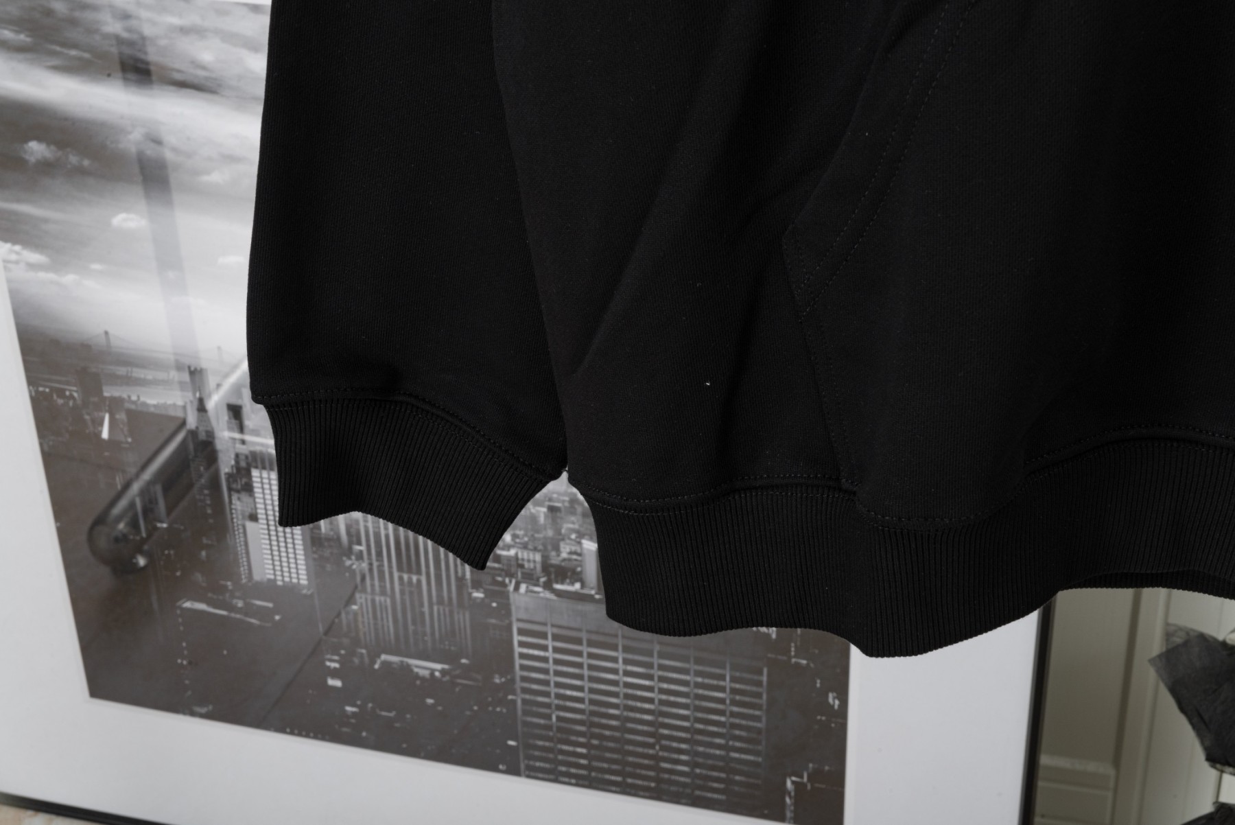 【BALENCIAGA】バレンシアガ パーカー  ご好評に付き再入荷！