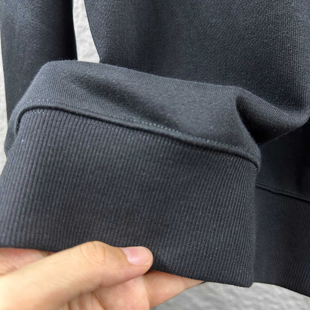 【CHANEL旗艦店】シャネル 長袖 ご好評に付き再入荷！