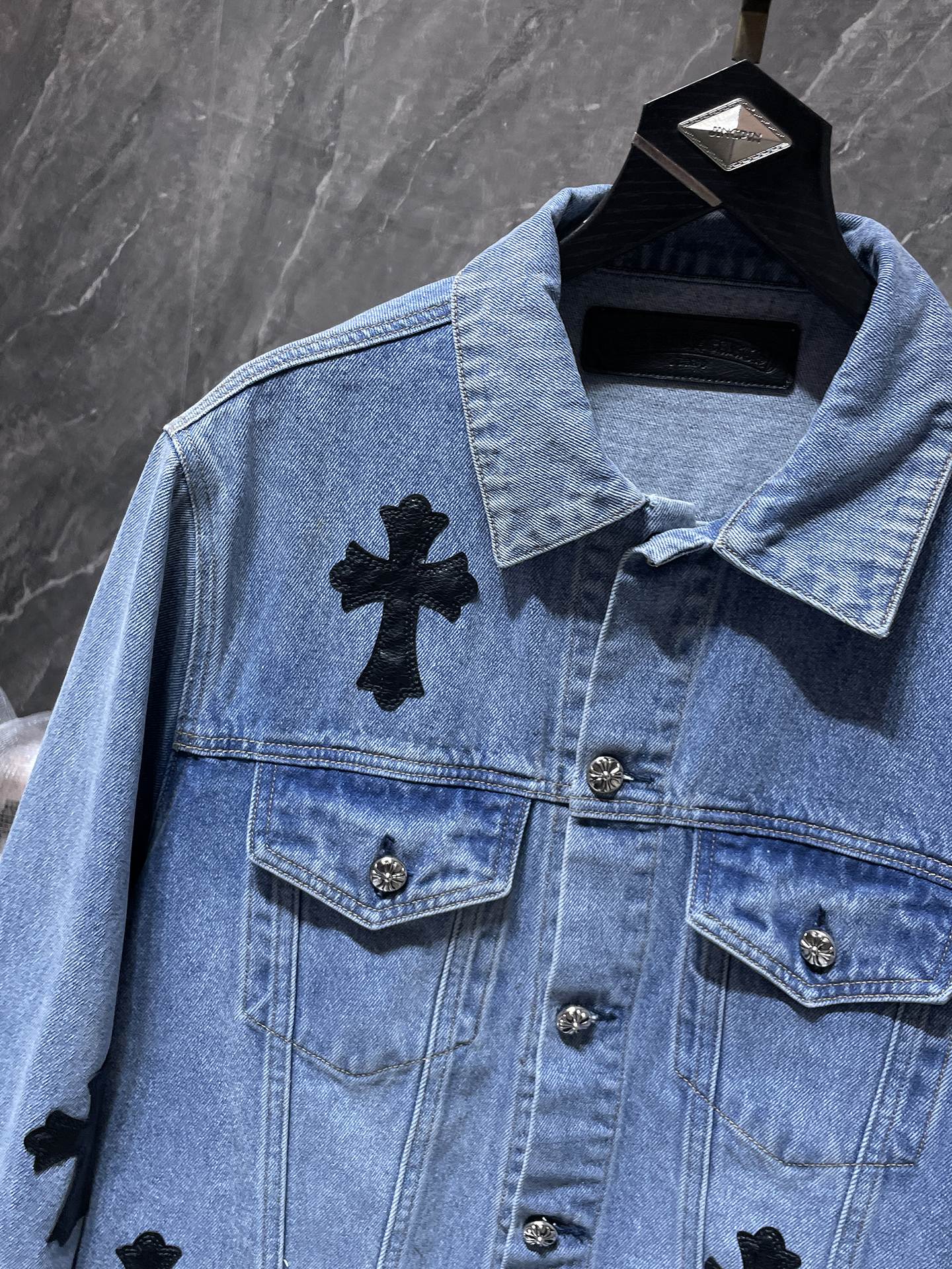 【CHROME HEARTS】クロムハーツ デニムジャケット ご好評に付き再入荷！