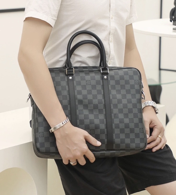 【気品溢れる】Louis Vuitton ダミエビジネスバッグ N40445