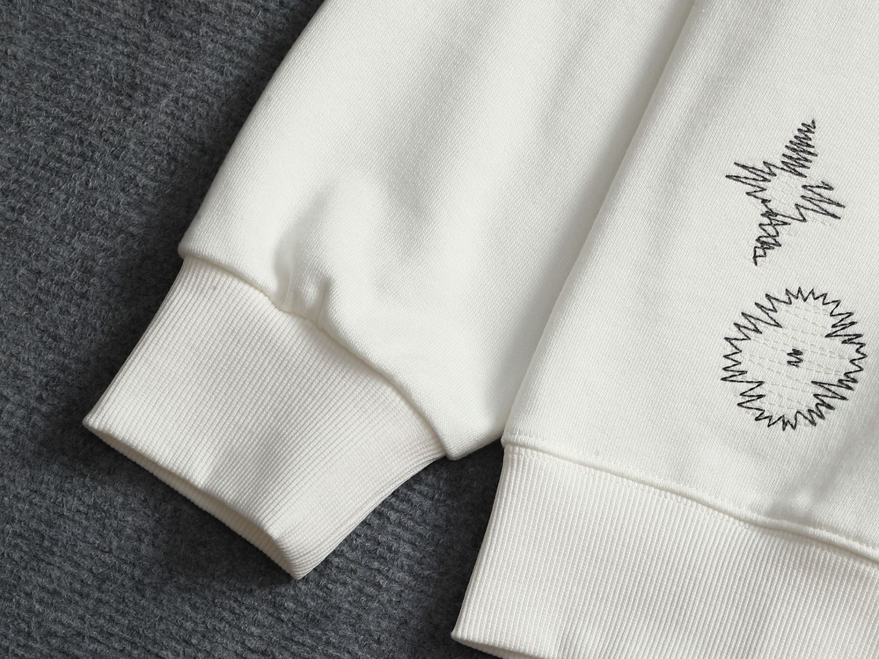 【LOUIS VUITTON】刺繍長袖 T シャツ
