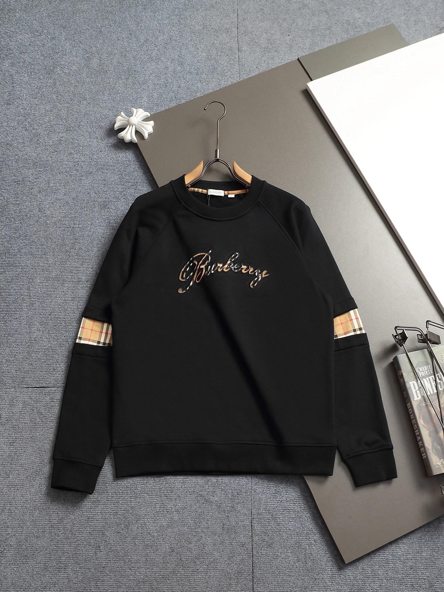 【BURBERRY】長袖 T シャツ