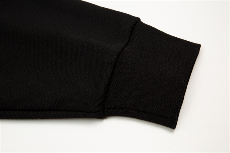 【GUCCI公式旗艦店】（グッチ）長袖 男女兼用 ご好評に付き再入荷！