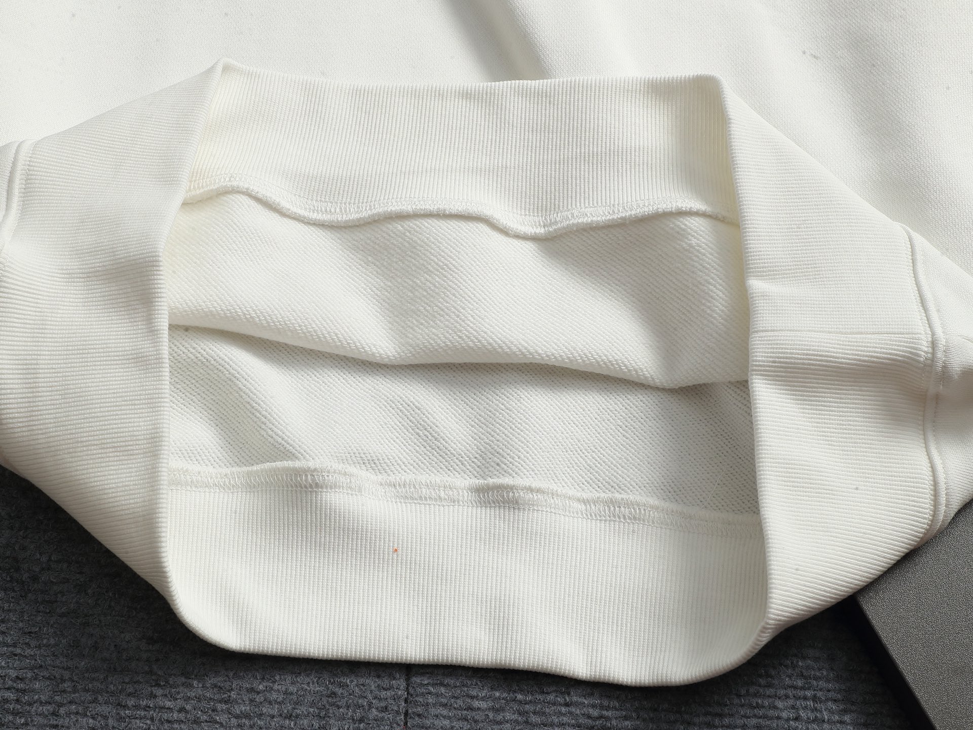 【DIOR】刺繍長袖 T シャツ
