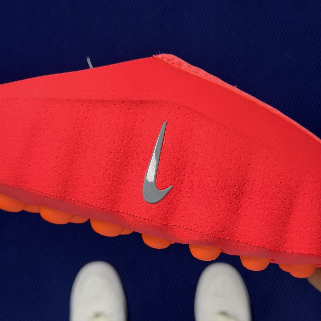 【超人気】Nike Mind 001 