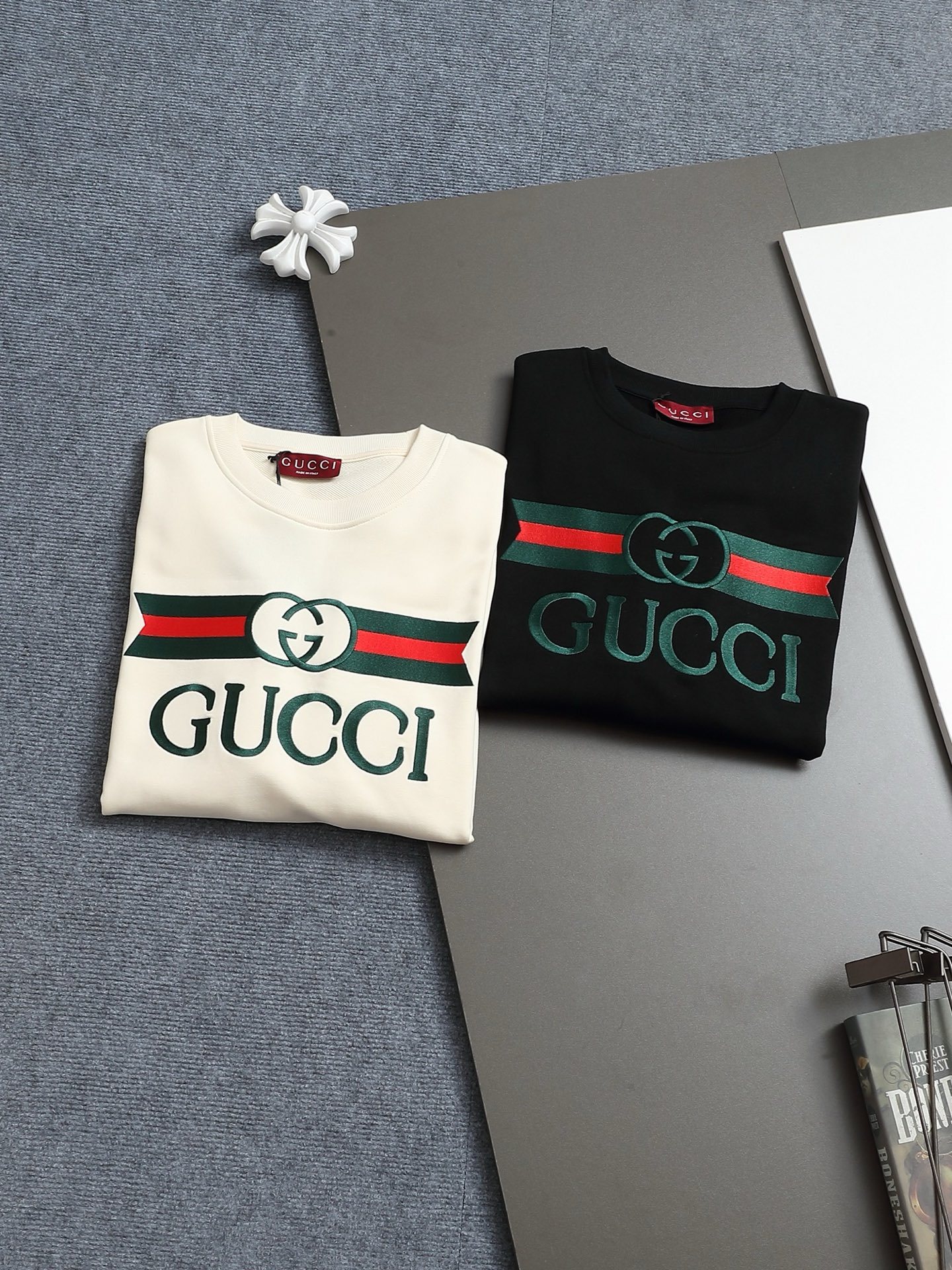 【GUCCI】刺繍長袖 T シャツ