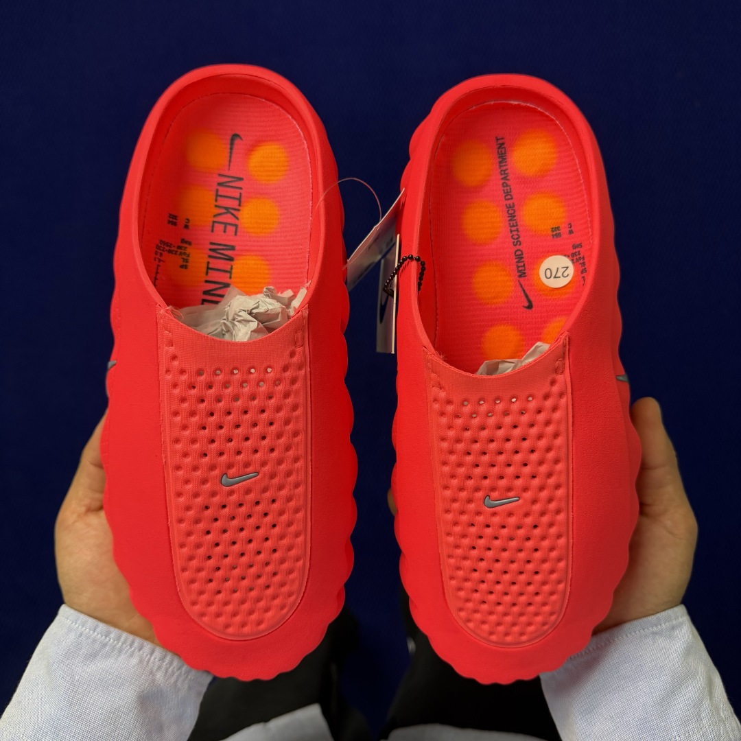 【超人気】Nike Mind 001 