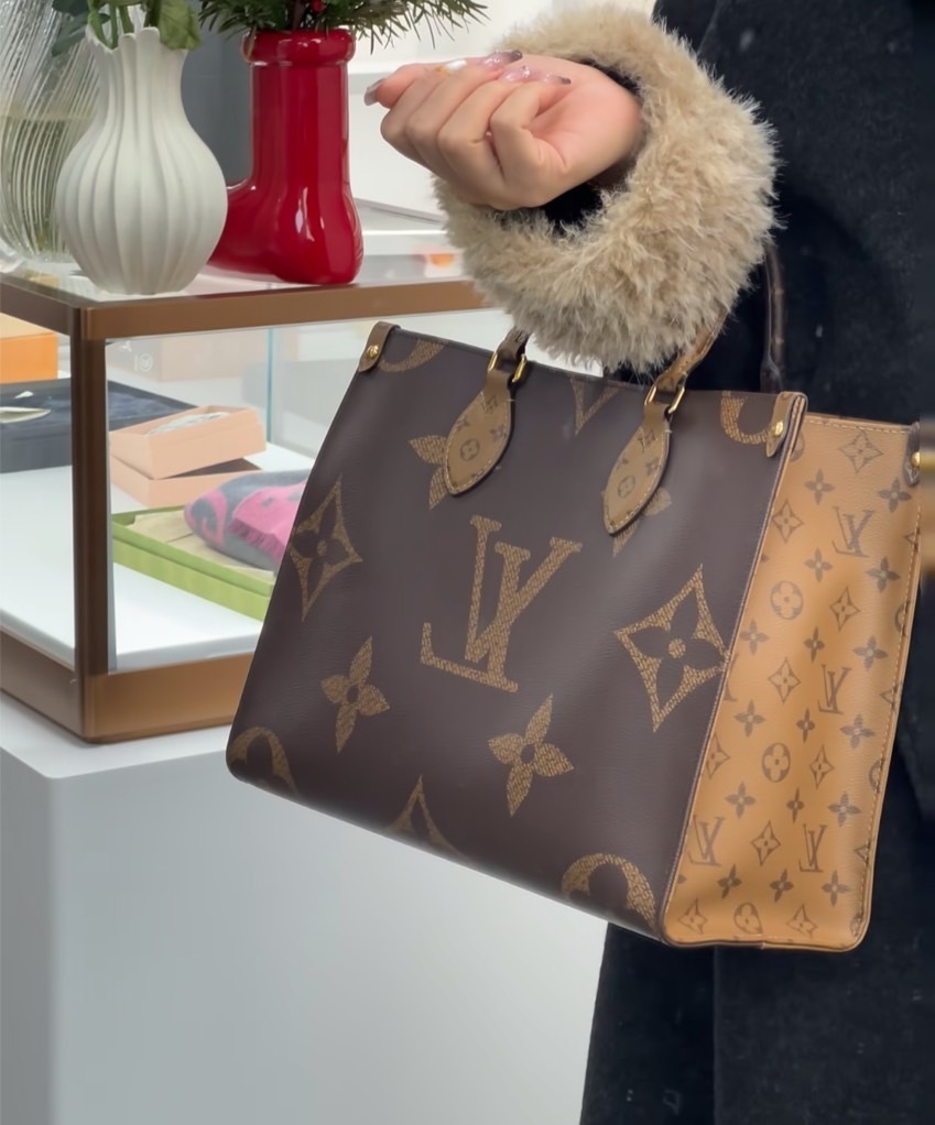 【気分に合わせて選べる♪】Louis Vuitton オンザゴー MM トート 35cm