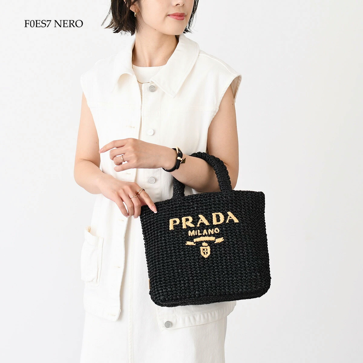 PRADA クロシェバッグ