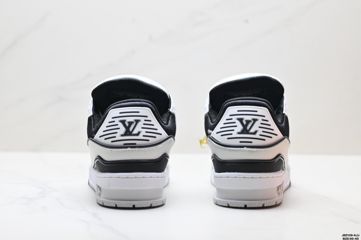 Louis Vuitton Trainer Sneaker Low 