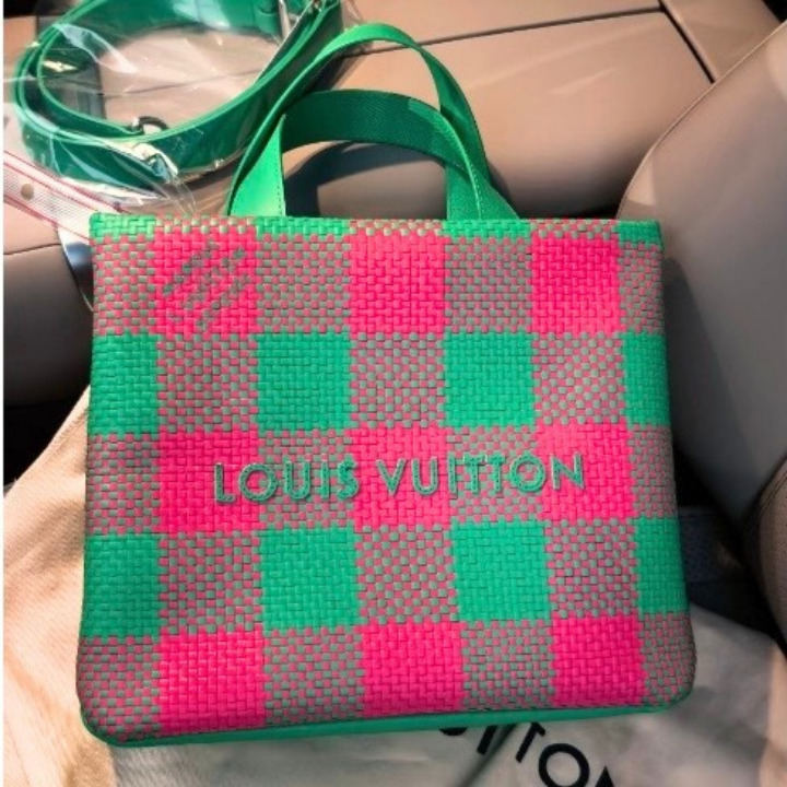 【お洒落なカラー♪】Louis Vuitton ショッパー トート MINI