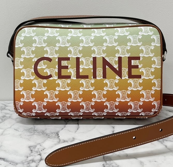 ☆CELINE プリント トリオンフ ショルダーバッグ☆