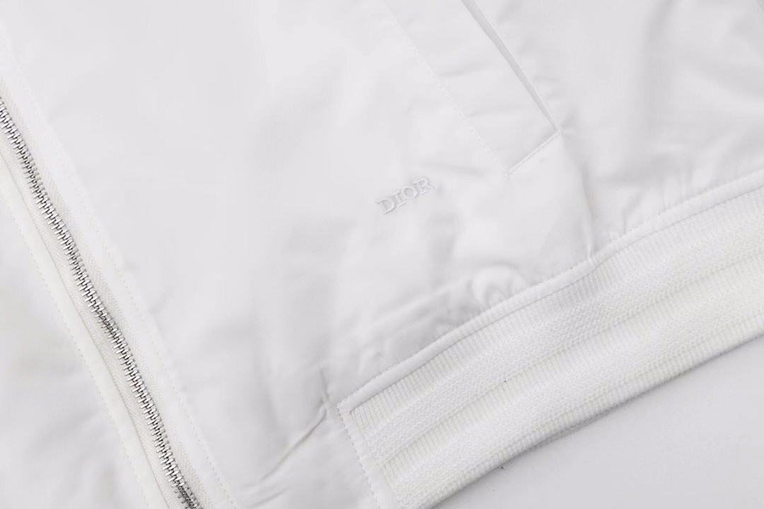 【DIOR公式旗艦店】ディオール ジャケット 綿入り ご好評に付き再入荷！
