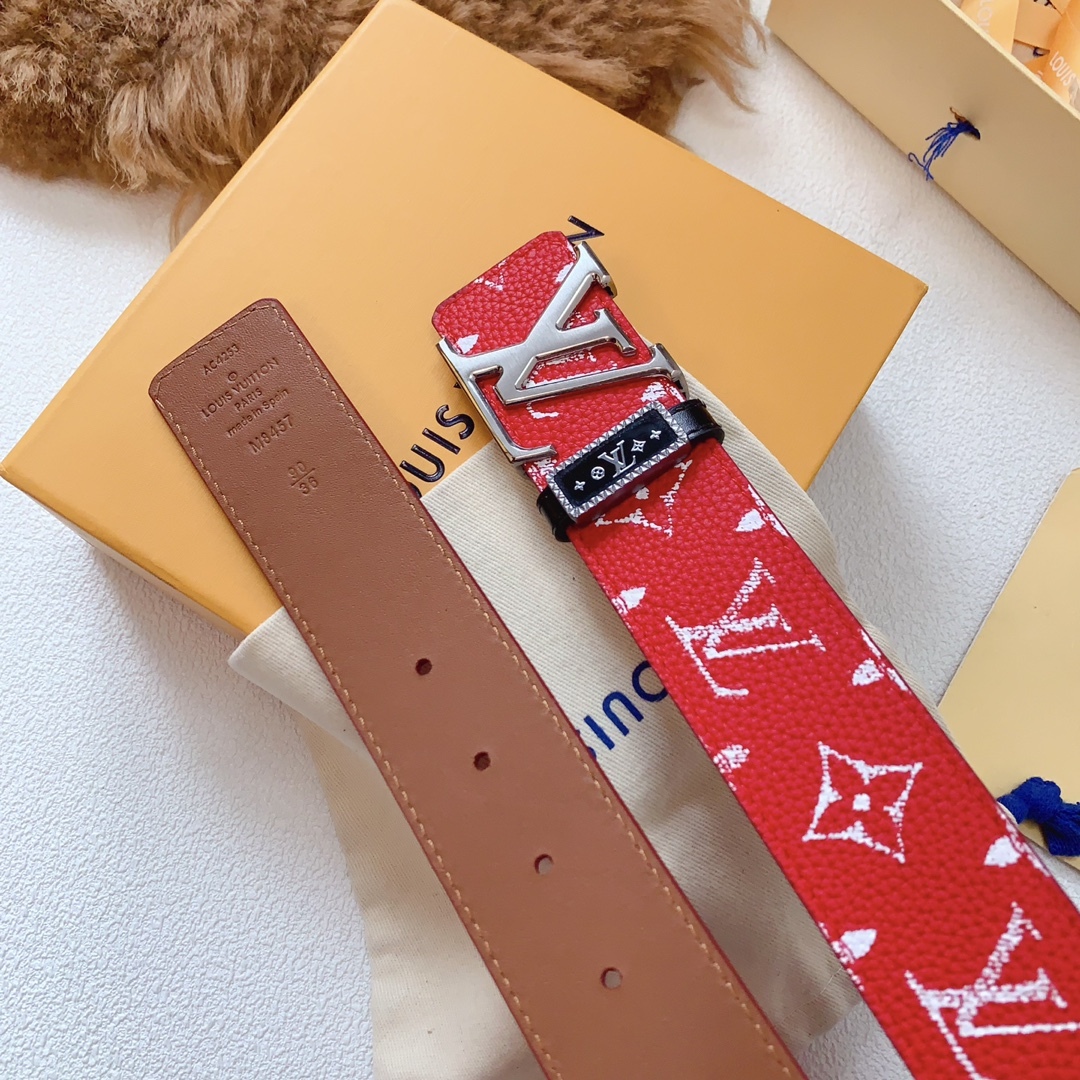 Louis Vuitton  本物の高級品、純鋼品質のバックル