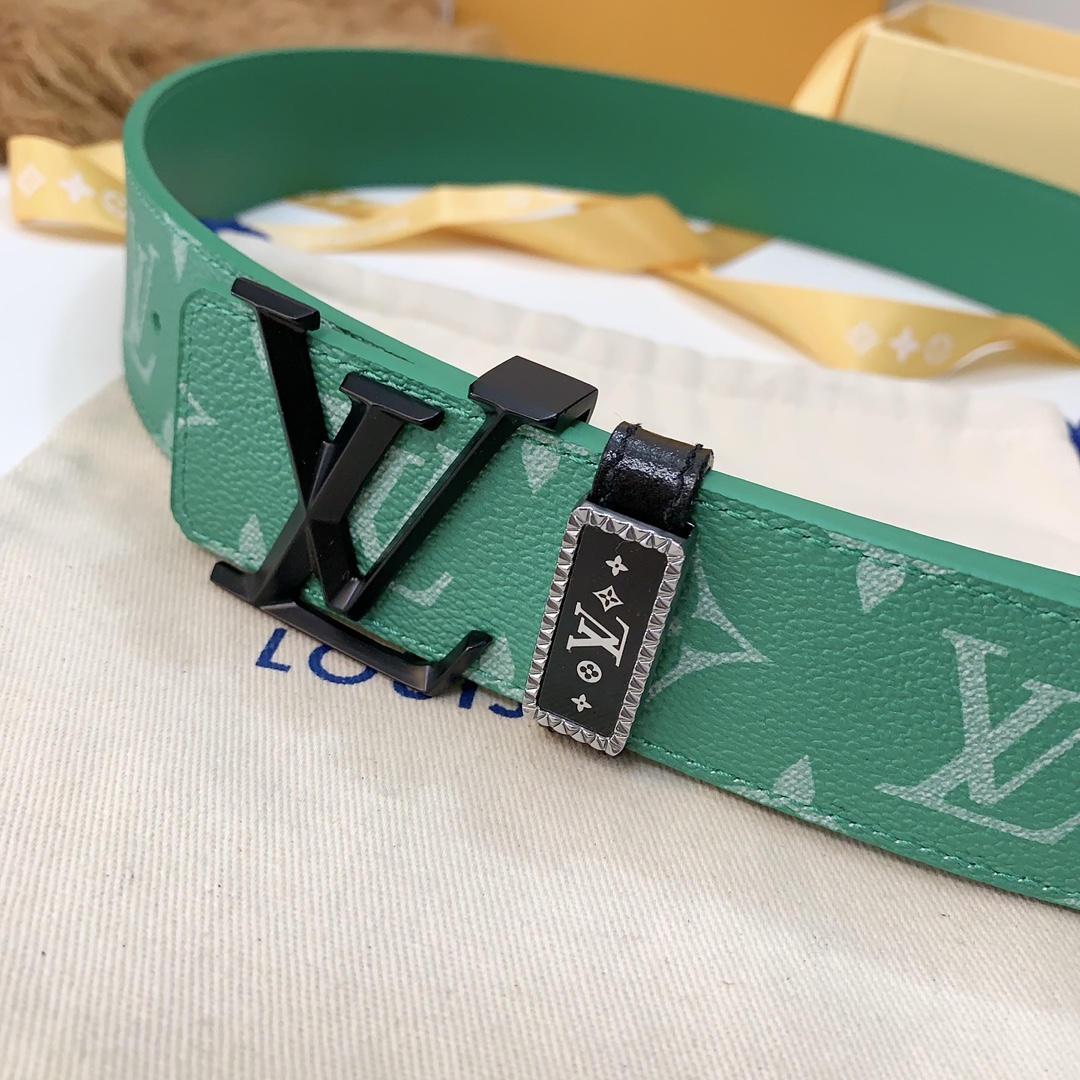 Louis Vuitton クラシックバージョン文字ピュアスチールバックル