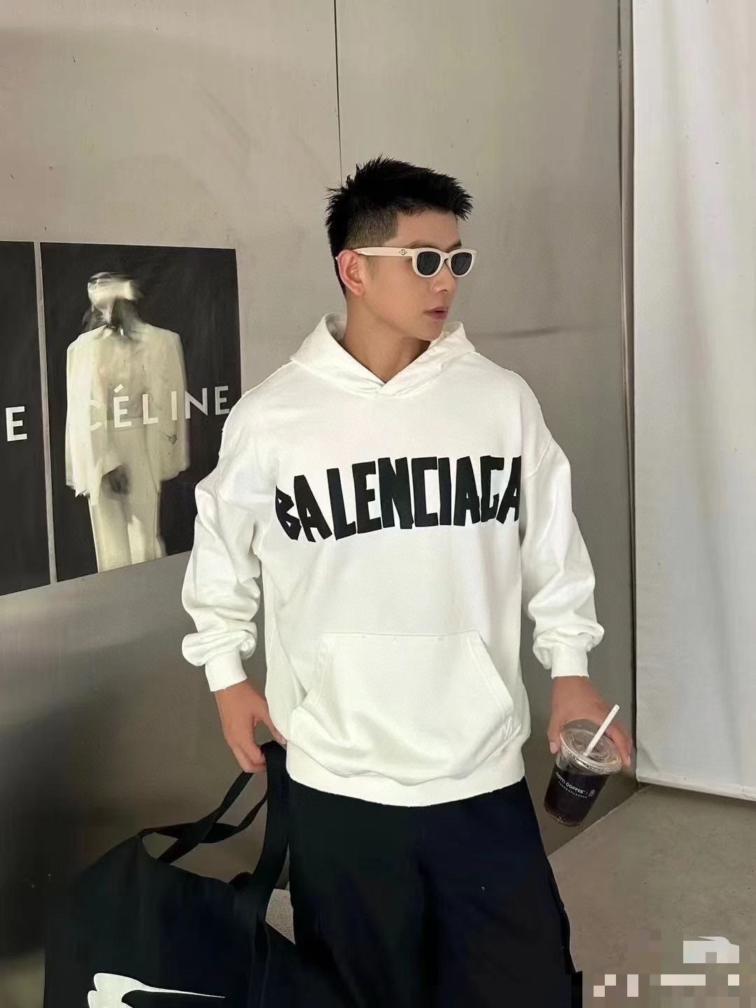 【BALENCIAGA】バレンシアガ パーカー、ご好評に付き再入荷！