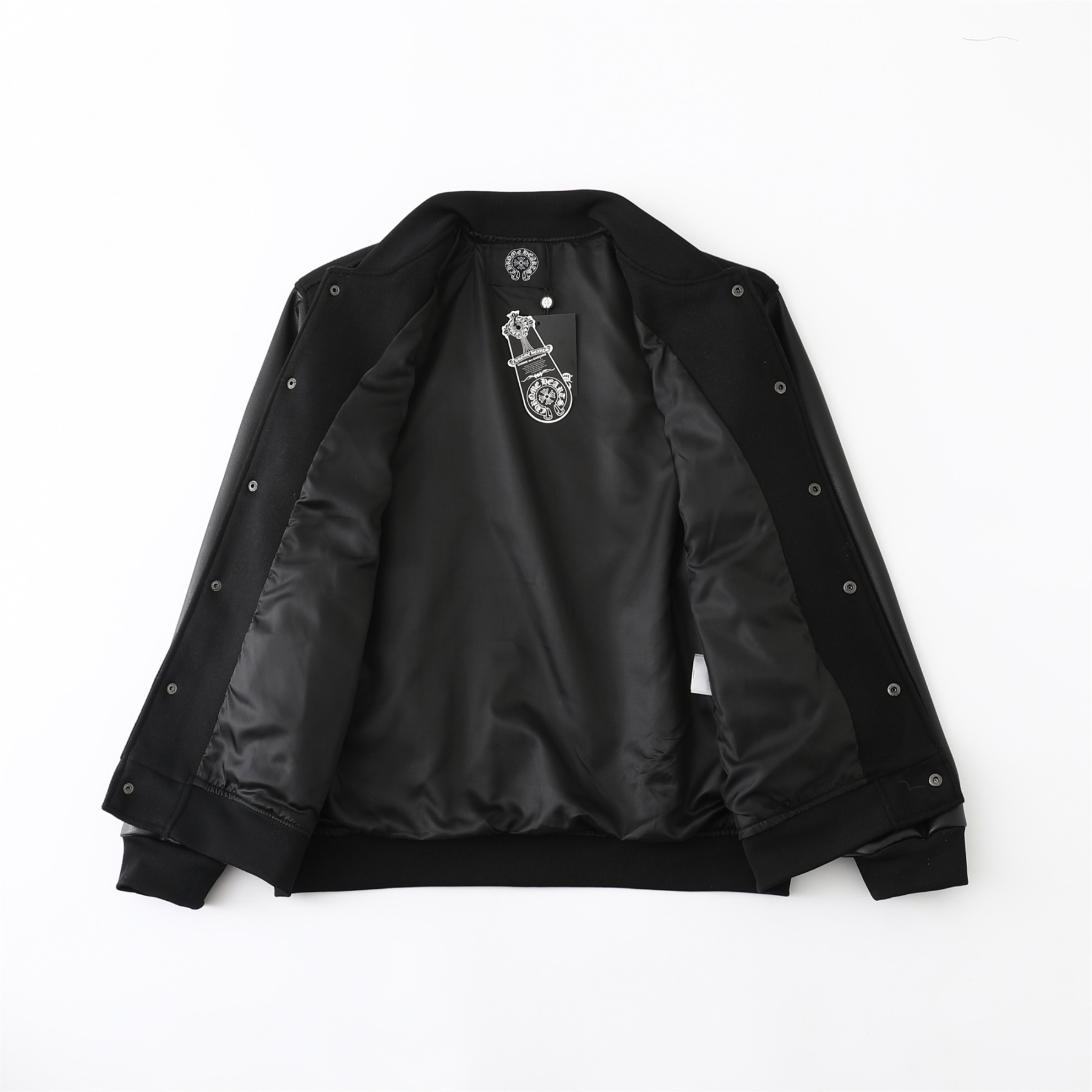 【CHROME HEARTS旗艦店】クロムハーツ ジャケット ご好評に付き再入荷！