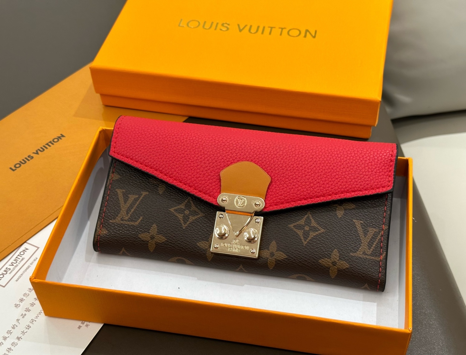 【大容量 ♡】Louis Vuitton ポルトフォイユ サラ メティス M82638