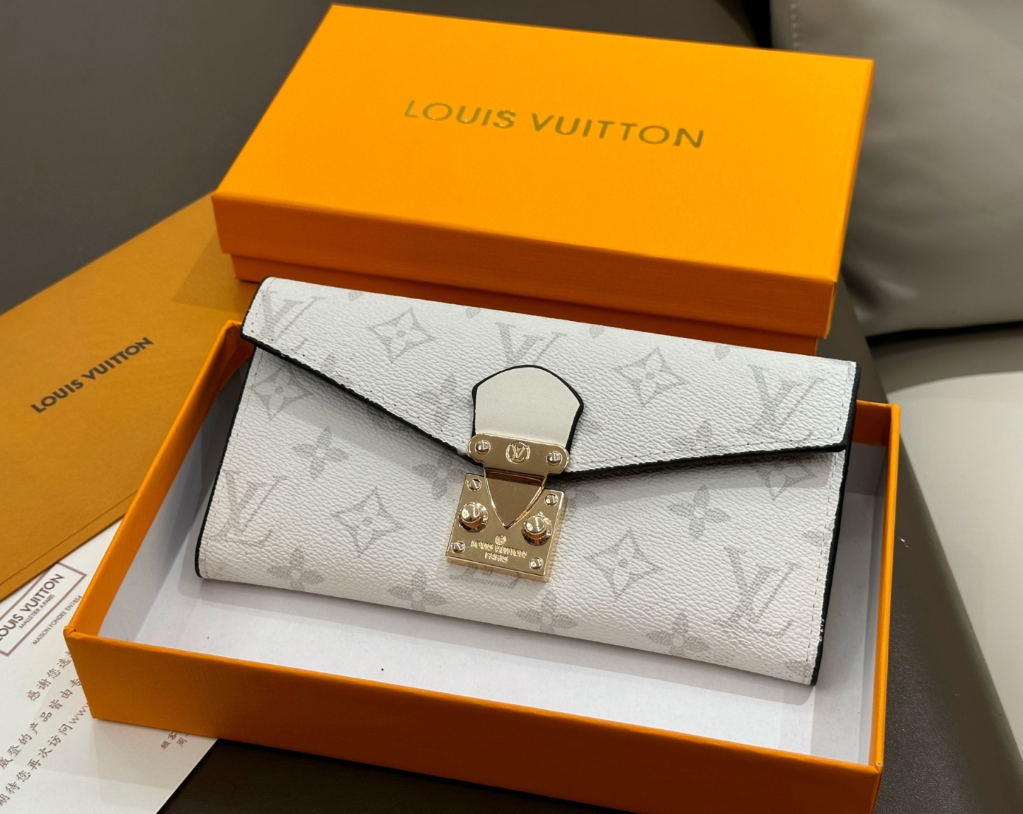 【大容量 ♡】Louis Vuitton ポルトフォイユ サラ メティス M82638