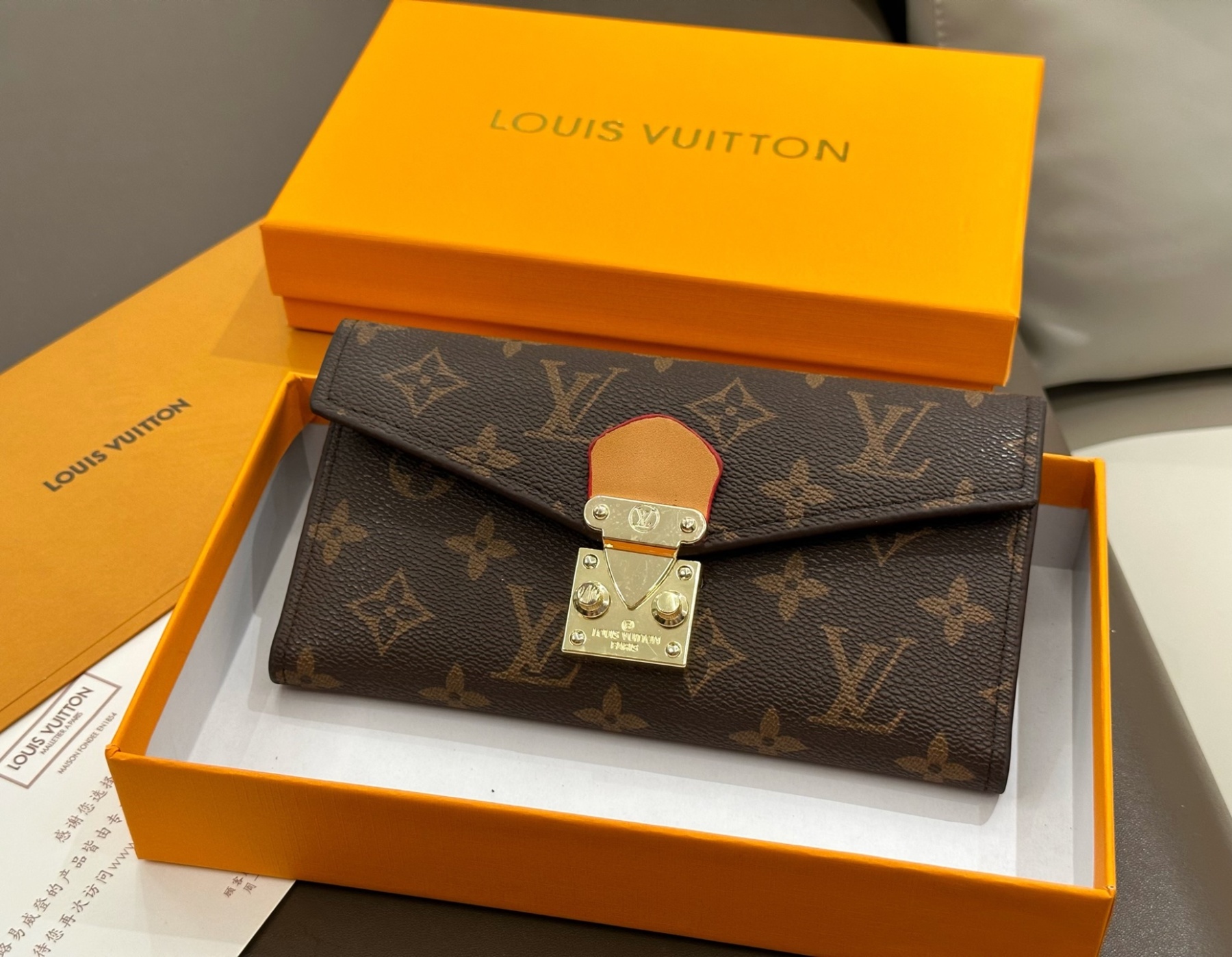 【大容量 ♡】Louis Vuitton ポルトフォイユ サラ メティス M82638