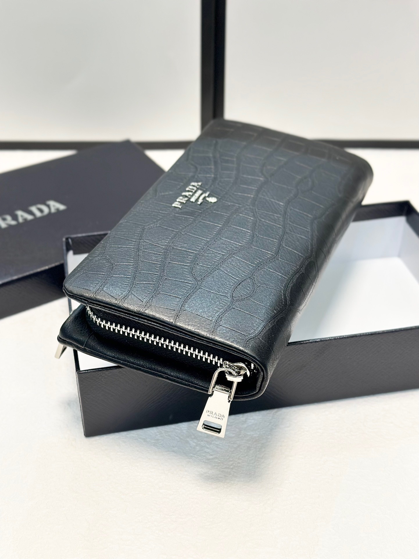 希少◆クロコの高級感◆PRADA ベアン Bearn 長財布