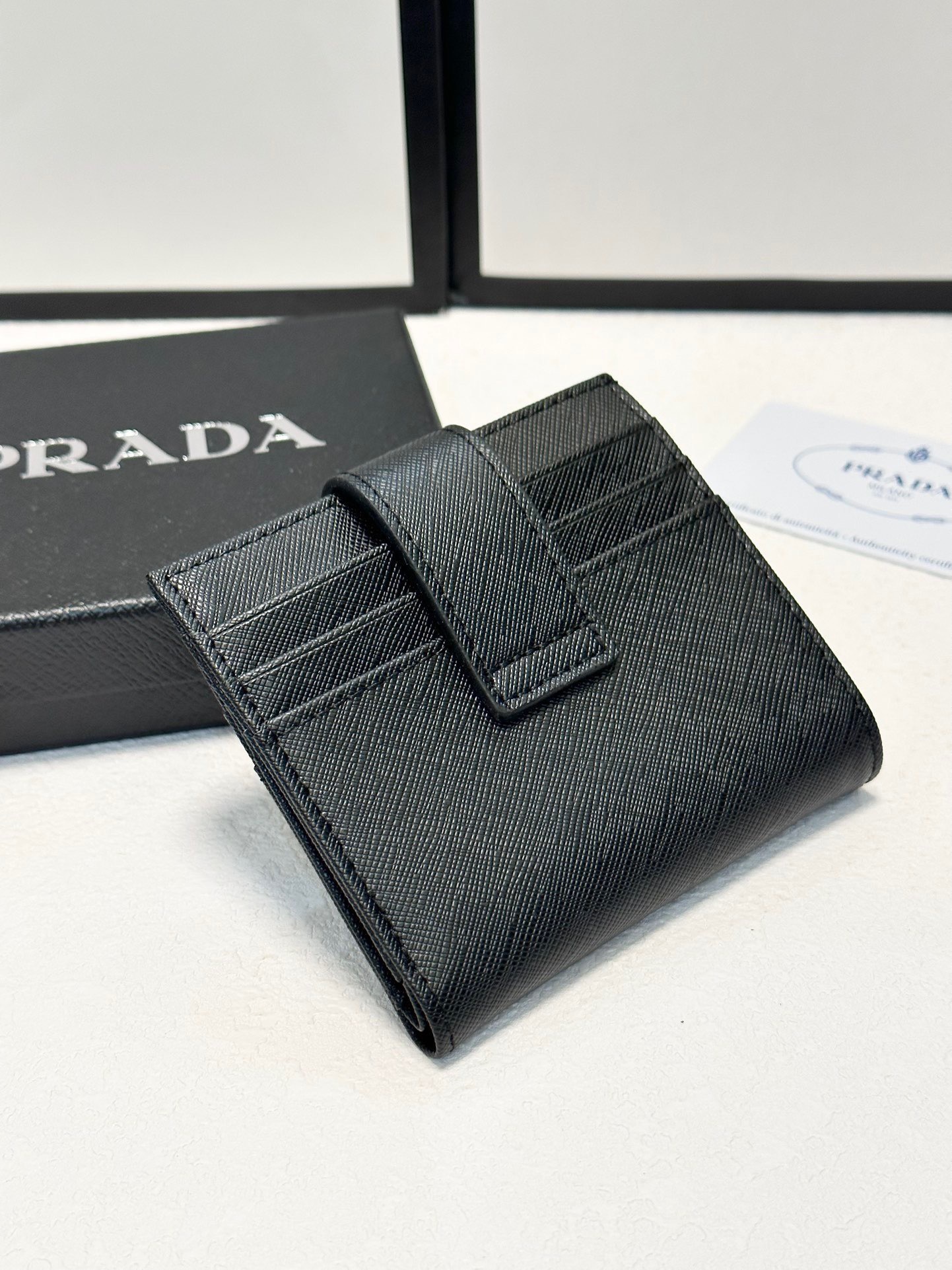 ★PRADA セール★ 2MC049★マイクログレイン　カードケ