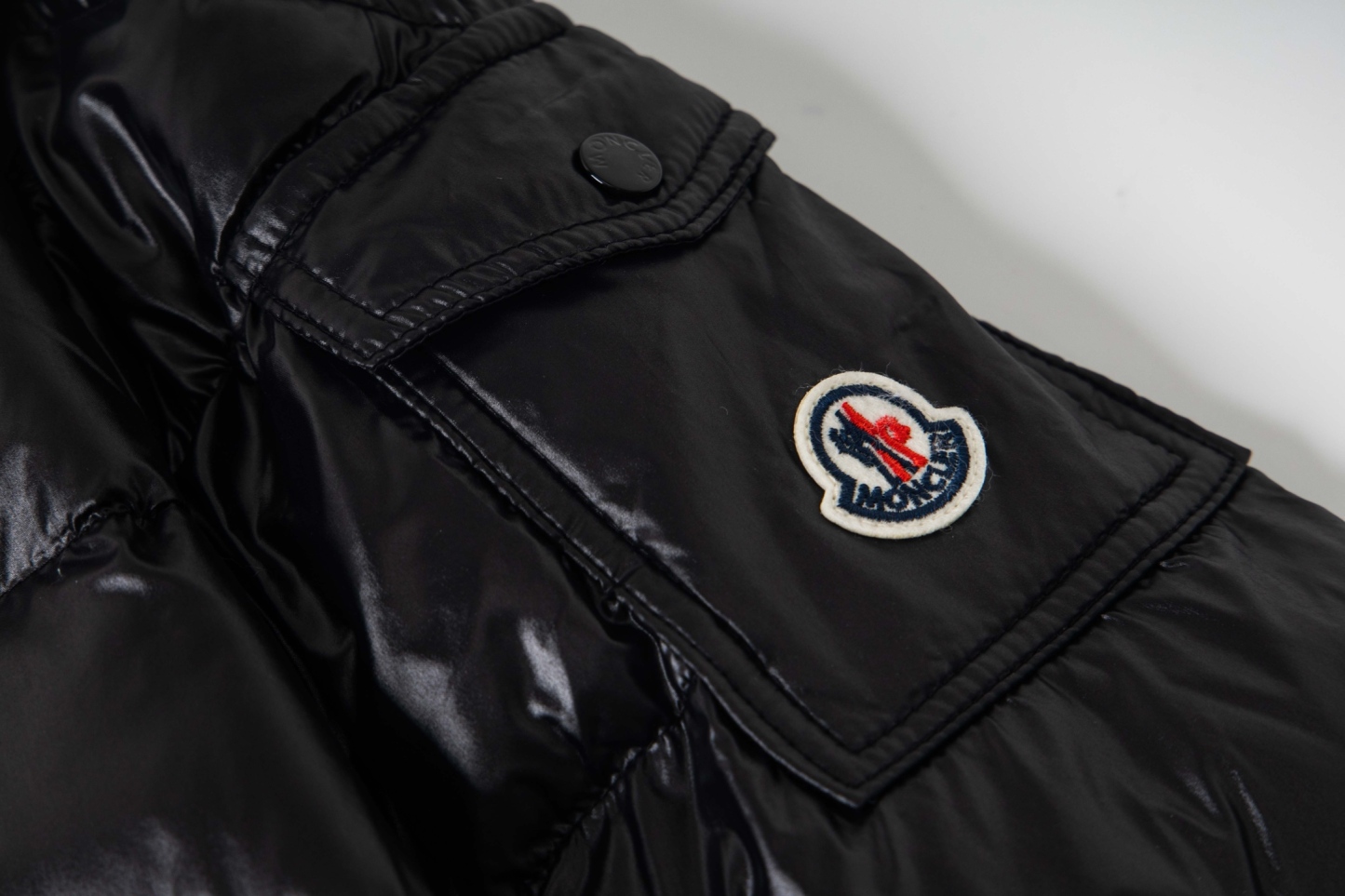 【MONCLER公式 旗艦店】（モンクレール） ダウンジャケット