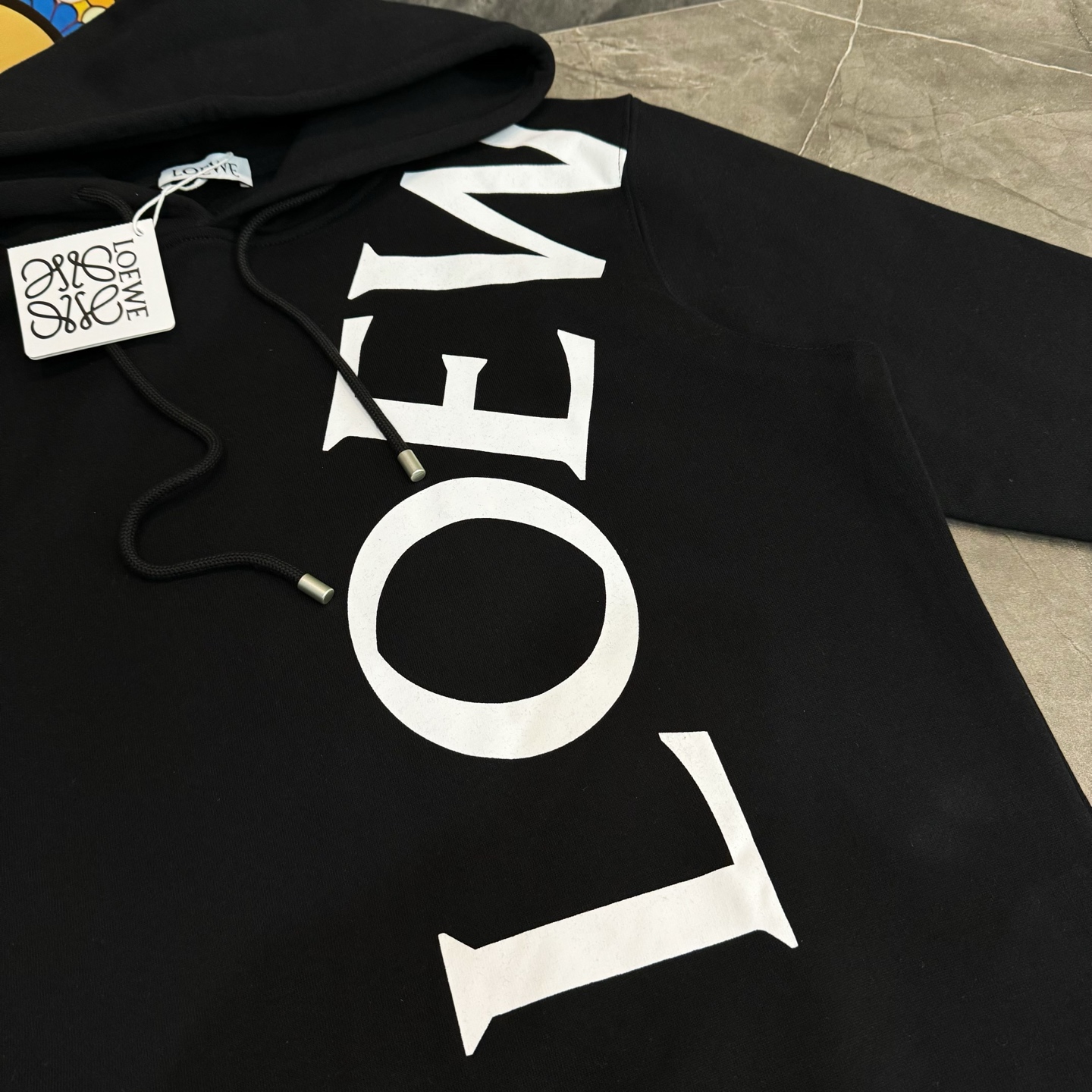 【 LOEWE旗艦店】ご好評に付き再入荷！！