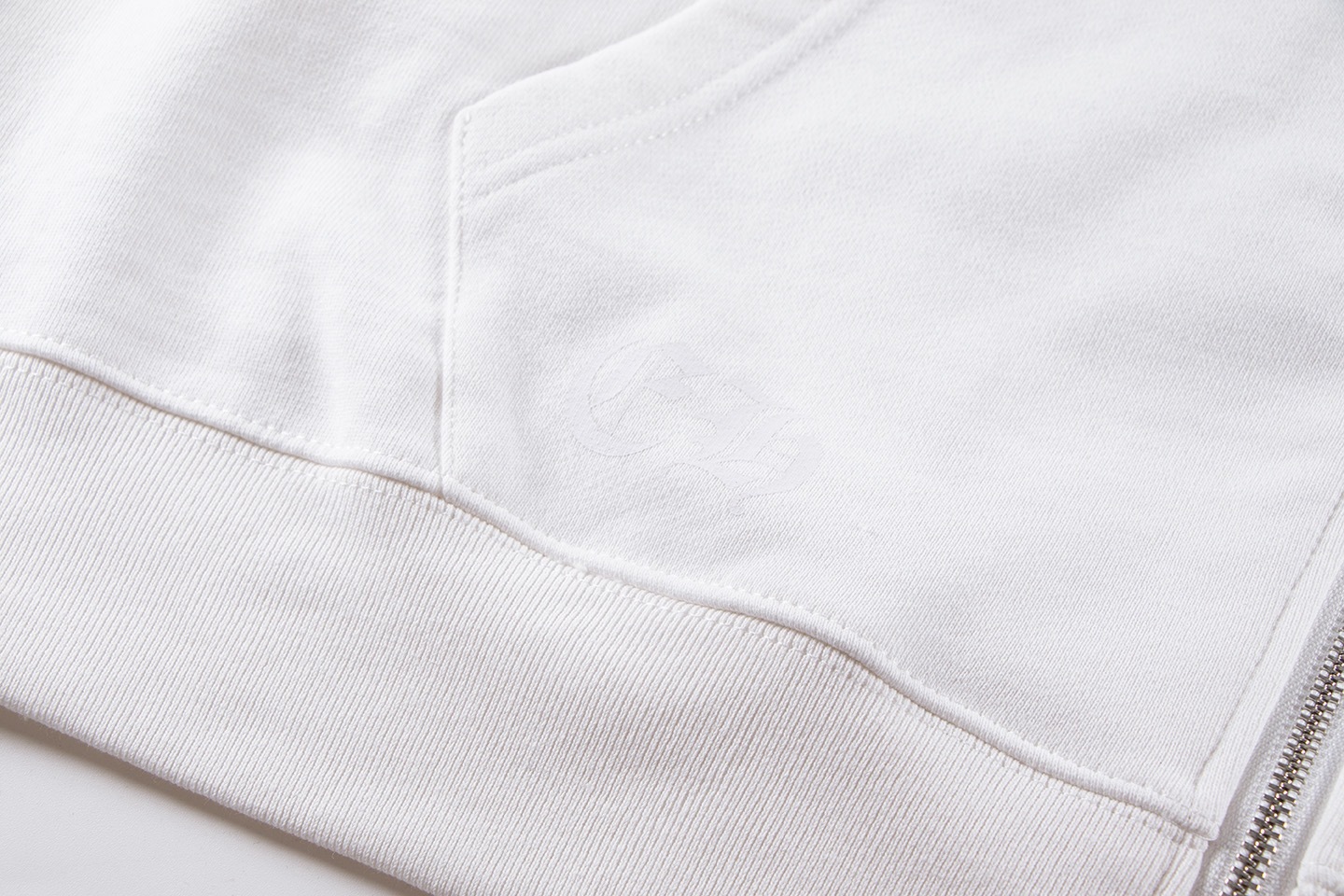 【CHROME HEARTS】クロムハーツ パーカー 男女兼用、ご好評に付き再入荷！