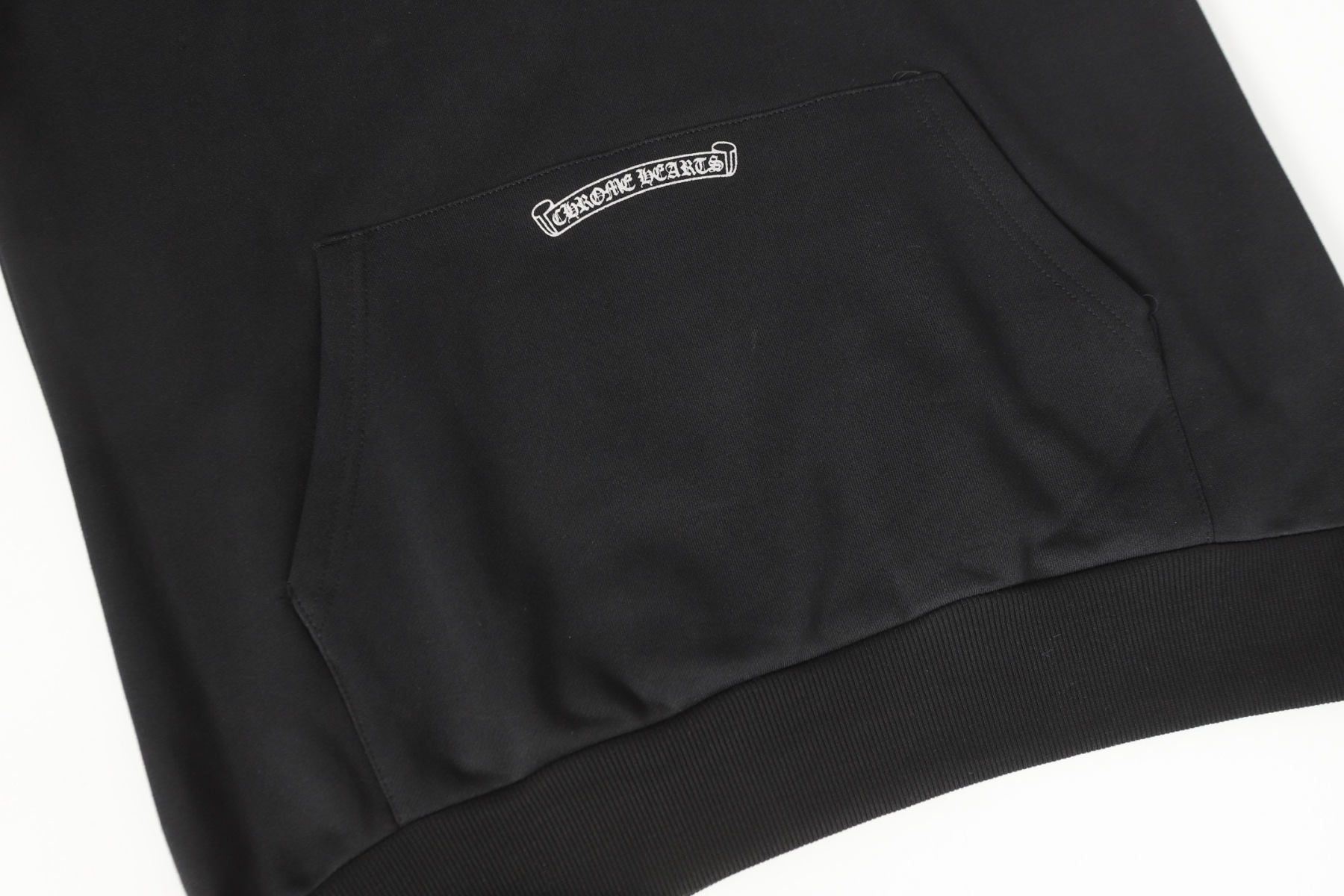 【CHROME HEARTS】パーカー