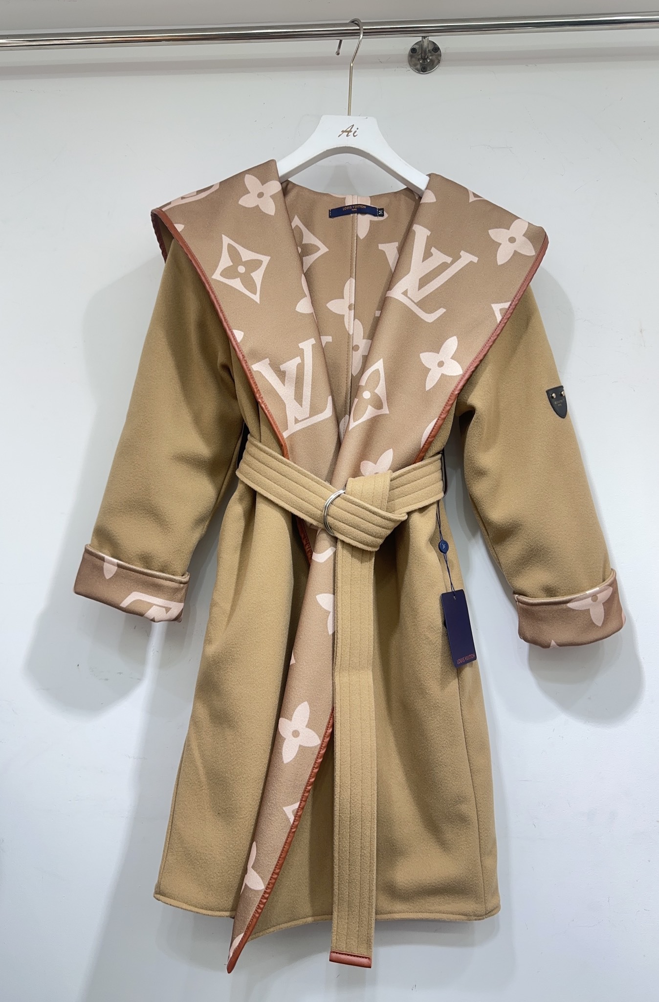 【LOUIS VUITTON旗艦店】ルイヴィトン ロングコート ご好評に付き再入荷！