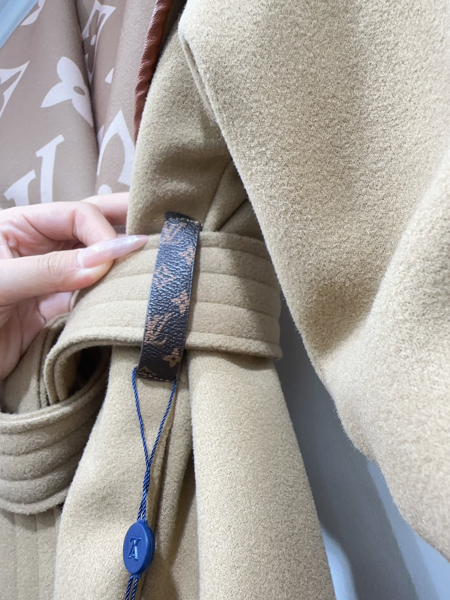 【LOUIS VUITTON旗艦店】ルイヴィトン ロングコート ご好評に付き再入荷！