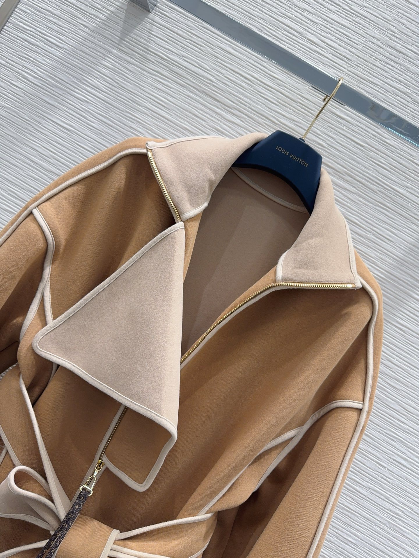 【LOUIS VUITTON旗艦店】ルイヴィトン オーバーコート ご好評に付き再入荷！