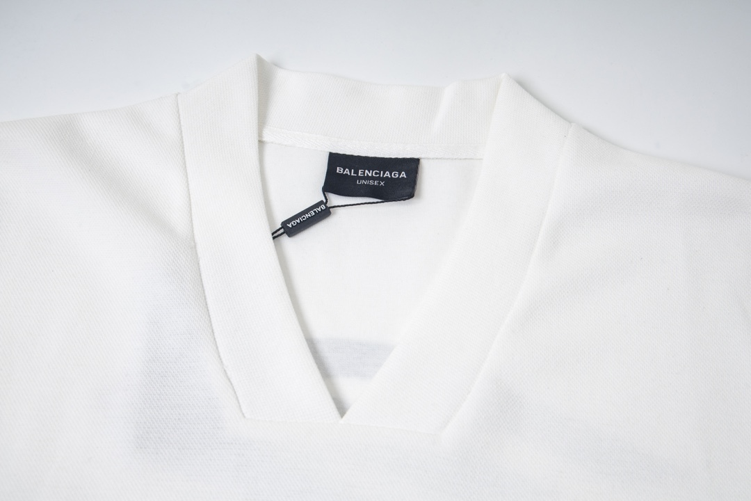【BALENCIAGA】V ネック長袖 T シャツ