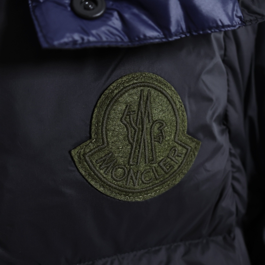 【MONCLER 公式旗艦店】モンクレール ダウンジャケット ご好評に付き再入荷！