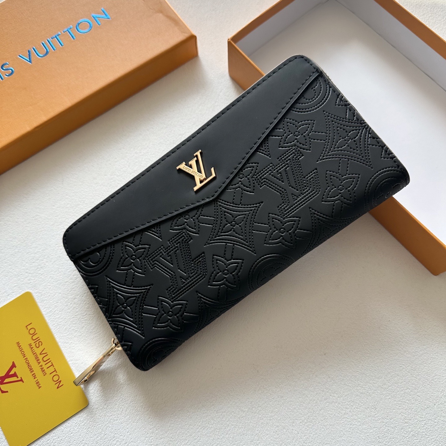 【モノグラム】Louis Vuitton LV×TM ジッピー・ウォレット